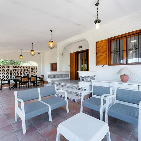 Mayor Zenia Apartment *